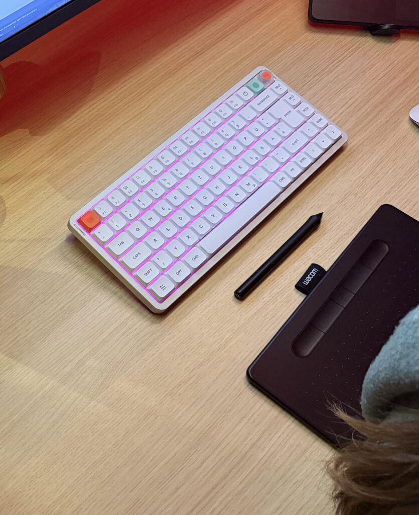 final artworks office keyboard